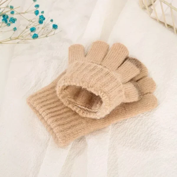 Adorable Cartoon Bear Knit Gloves for Toddlers - Warm and Cozy Acrylic Mittens - Image 7