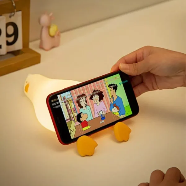 Squishy Duck LED Night Light - Rechargeable, Silicone, Soft Warm Glow for Children's Bedroom - Image 3