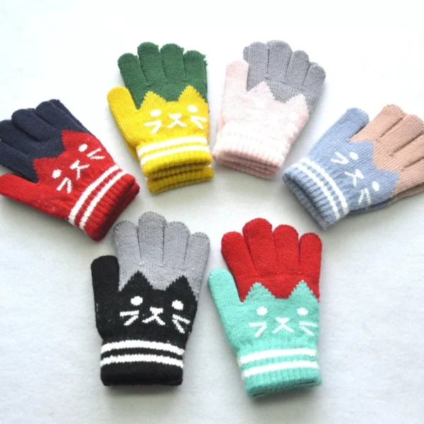 Cozy Cat Knit Mittens for Kids: Winter Warmth and Outdoor Fun - Image 3